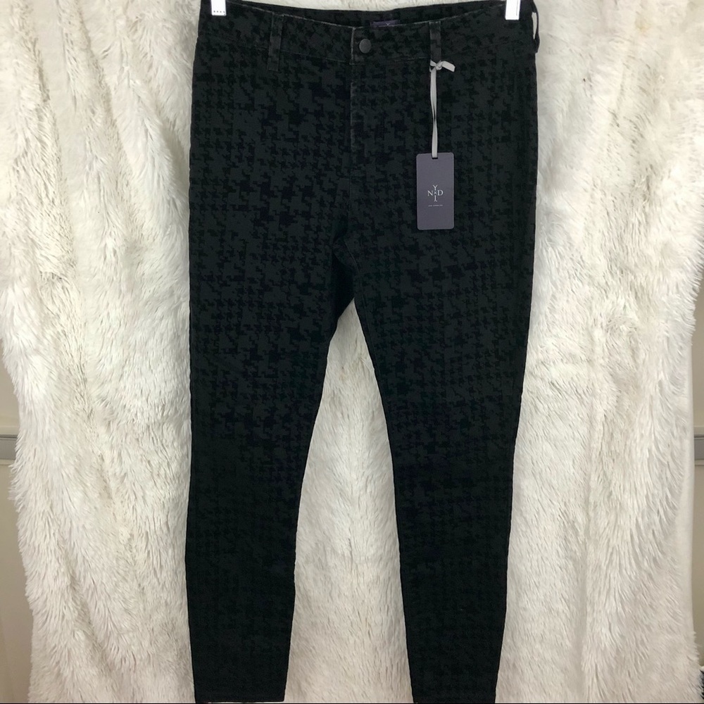NWT NYDJ black flocked pattern super skinny pants womens size 8 - Picture 3 of 11